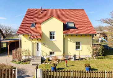 +++ Sehr gepflegtes Einfamilienhaus mit Wintergarten am Siedlungsrand von Ottendorf-Okrilla +++