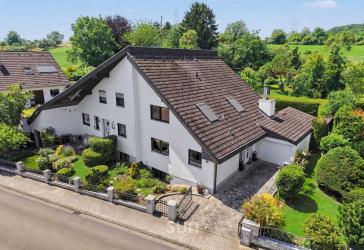 LETZTE REIHE ZUR NATUR, MIT WALD ALS NACHBAR & GARTEN - 150m² DHH in direkter Feldrandlage Marxheims