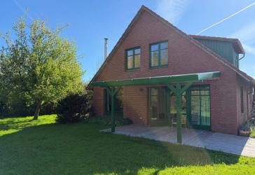 Repräsentativ und außergewöhnlich! Großzügiges Wohnhaus im Nordseebad Otterndorf.