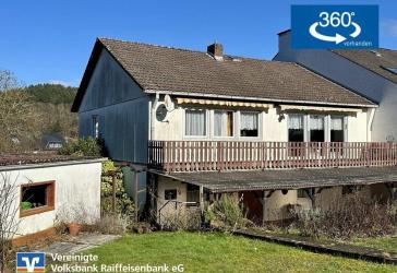 Familienfreundliches Einfamilienhaus in ruhiger Randlage von Lüxem