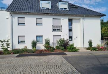 Moderne 3-Zimmer Wohnung mit großer Dachterrasse