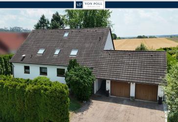 Exklusiv modernisiertes Zweifamilienhaus mit Wellnessbereich, großem Garten und hochwertiger Ausstattung