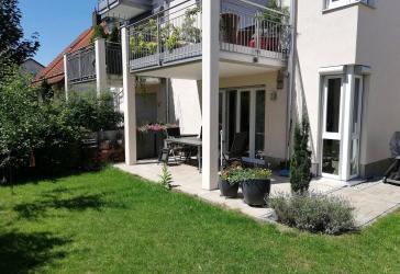 ruhige Gartenwohnung inkl. großen Hobbyraum