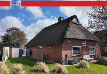Ankommen unter Reet - Liebevoll und hochwertig modernisiertes Nordseeidyll in harmonischer Deichlage