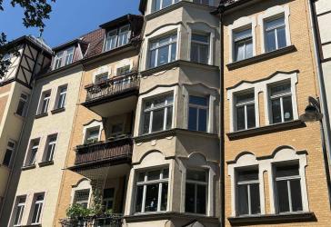 helle, familienfreundliche 5 Zimmerwohnung im Damenviertel zu vermieten !!!