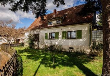Tolles Einfamilienhaus mit gehobener Ausstattung und großem Grundstück.