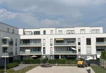 Bei VIVAWEST die Sonnenstrahlen auf dem eigenen Balkon genießen.