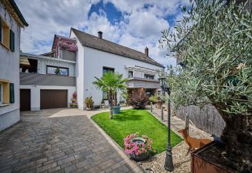 Vorschaubild Mehrfamilienhaus