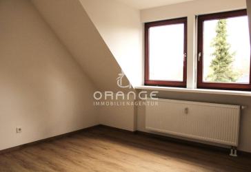 ***Erstbezug. Erstklassige Lage & neuwertige Ausstattung. Zwei Bäder, Aufzug, TG, viel Platz***