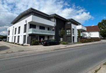 2 Zimmer Wohnung mit großer Terrasse | 63m2 | Aufzug