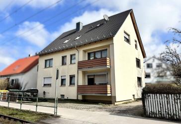 Attraktives Mehrfamilienhaus mit Potential in verkehrsgünstiger Lage in Augsburg-Lechhausen
