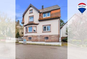 Freistehendes Einfamilienhaus in Schiffweiler - gepflegt & modernisiert