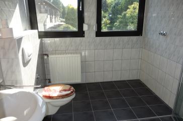 FREISTEHEND EXKLUSIV 1-2 FAM.-HS., 3 GARAGEN, 7 ZI./237 QM WFL., MARMOR, KAMIN, SAUNA IN KNITTKUHL – Düsseldorf – Vorschaubild 20