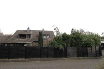 FREISTEHEND EXKLUSIV 1-2 FAM.-HS., 3 GARAGEN, 7 ZI./237 QM WFL., MARMOR, KAMIN, SAUNA IN KNITTKUHL – Düsseldorf – Vorschaubild 4