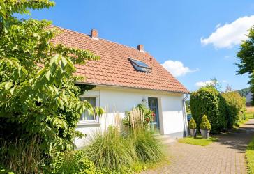 WRS Immobilien - käuferprovisionsfrei - Alzenau - Generationenhaus oder Wohnen + Arbeiten in Einem