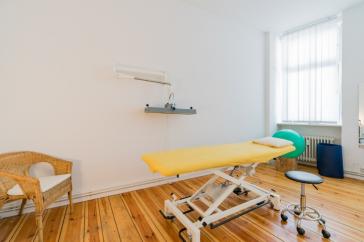 Sofort bezugsfreies Teilgewerbe: Büro, Praxis oder Laden mit Schaufenster und 2 separaten Eingängen, teilbar – Vorschaubild 10