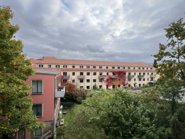 Property thumbnail 11