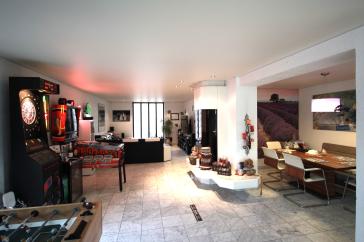 FREISTEHEND EXKLUSIV 1 FAM.-HS., 3 GARAGEN, 7 ZI./237 QM WFL., MARMOR, KAMIN, SAUNA IN KNITTKUHL – Düsseldorf – Vorschaubild 7