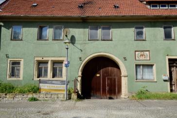Denkmalgeschützter Vierseitenhof im Herzen Gräfentonnas – Vorschaubild 6