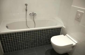 Bezugsfreie, hochwertig sanierte 2-Zimmer-Wohnung in Berlin-Steglitz, Balkon/Loggia, Einbauküche, barrierefrei – Berlin – Vorschaubild 11