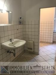 4-Zimmer-Erdgeschoss-Wohnung, bezugsfrei,2 Eingänge, Wohnung in 2 Einheiten trennbar, ehemals Praxis – 10587 Berlin – Vorschaubild 15