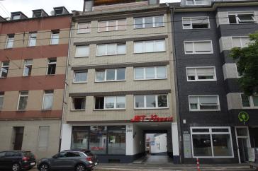 KOMFORTWOHNUNG IN OBERBILK 2 ZIMMER MIT BALKON WANNENBAD KOMPLETT LAMINAT 1. ETAGE / AUFZUG – Düsseldorf – Vorschaubild 17