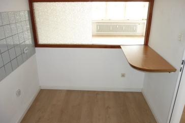 KOMFORTWOHNUNG IN OBERBILK 2 ZIMMER MIT BALKON WANNENBAD KOMPLETT LAMINAT 1. ETAGE / AUFZUG – Düsseldorf – Vorschaubild 6