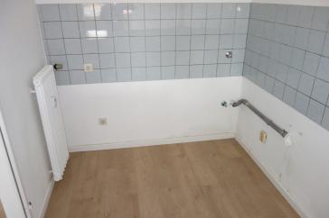 KOMFORTWOHNUNG IN OBERBILK 2 ZIMMER MIT BALKON WANNENBAD KOMPLETT LAMINAT 1. ETAGE / AUFZUG – Düsseldorf – Vorschaubild 7