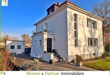 *Ehemals Unternehmervilla...jetzt Ihr neues Zuhause - TOP gepflegtes Einfamilienhaus*