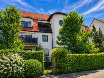 CHARMANTE 3-RAUM WOHNUNG MIT ZWEI BALKONEN IN RUHIGER LAGE – Dresden – Vorschaubild 12