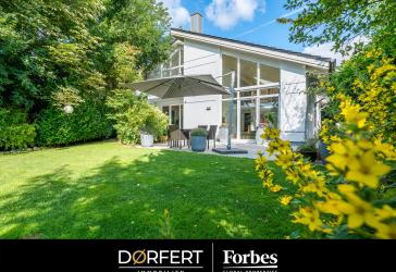 Wohnen auf höchstem Niveau - Luxus-Villa in Seenähe