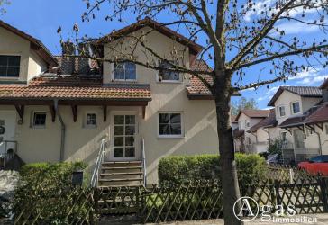 Attraktive Doppelhaushälfte mit Garten in begehrter Lage von Bergholz-Rehbrücke