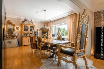 Wohntraum-Ensemble: Reedervilla & Gästehaus in Toplage mit privatem Waldzugang – Rosengarten – Vorschaubild 9