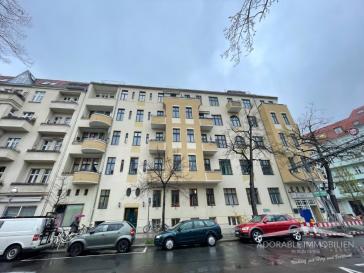 Perfekte Lage in Wilmersdorf: Sonniger Balkon, Aufzug und Altbau-Charme – Berlin – Vorschaubild 13