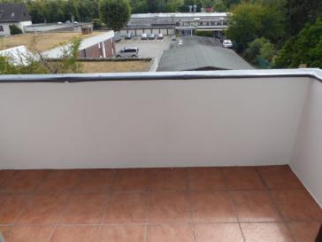 EXKLUSIV TEILSANIERT BALKON WANNENBAD SEPARATES WC KOMPLETT LAMINAT 2 PKW-STELLPLÄTZE 2. OG OBERBILK – 40227 Düsseldorf – Vorschaubild 9