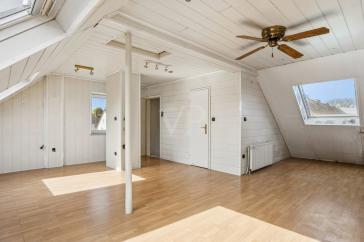 Reihenendhaus mit großem Grundstück, Pool und wohnmobilgeeigneter Doppelgarage – Rheine – Vorschaubild 18