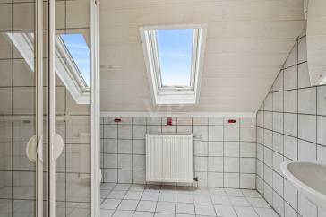 Reihenendhaus mit großem Grundstück, Pool und wohnmobilgeeigneter Doppelgarage – Rheine – Vorschaubild 19