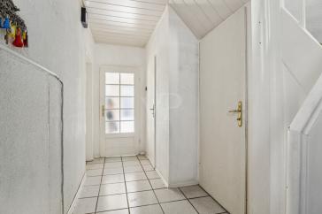 Reihenendhaus mit großem Grundstück, Pool und wohnmobilgeeigneter Doppelgarage – Rheine – Vorschaubild 8