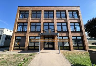 FÜR KREATIVE KÖPFE: modernes Bürohaus mit guter Anbindung in Ettlingen-West zu vermieten
