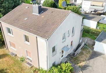 Verwirklichen Sie Ihren Wohntraum- Zweifamilienhaus auf ca. 828 m² Grundstück in Bochum!