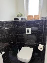 sehr schönes, hochwertig renoviertes Reihenmittelhaus in toller Lage zu verkaufen – Mönchengladbach – Vorschaubild 8