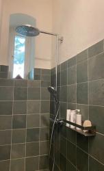 Altbaucharme trifft Moderne, Ihr stilvoller Rückzugsort im Herzen von Berlin-Neukölln – 12053 Berlin – Vorschaubild 12