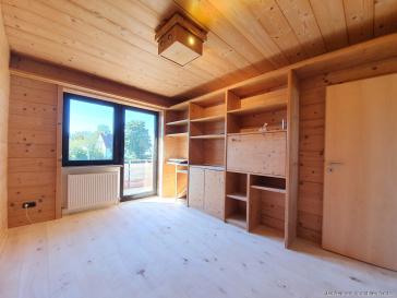 VERKEHRSBERUHIGT IM SCHÖNEN WOHNGEBIET VON AUBING, AUFWENDIG SANIERT, MIT 2 TERRASSEN & BALKON – München – Vorschaubild 12