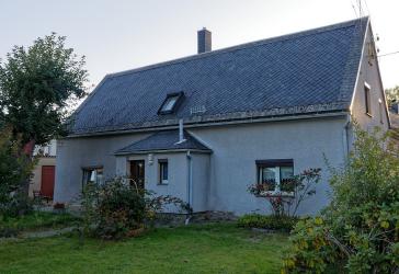 Einfamilienhaus mit 5 Zimmern und Garten in 01920 Gersdorf