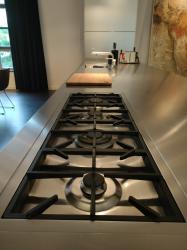 Ein Unikat in Berlin-in der Bauart und in seiner Innen-Architektur! Hochwertig durchdacht, große 4 Zimmer-Loft-Wohnung am Wasser-Ufer, überdachte große Terrasse zur grünen Innenhofanlage, Carlift-eigener Stellplatz direkt neben der Wohnung, viele Features – 10999 Berlin – Vorschaubild 53