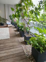 Ein Unikat in Berlin-in der Bauart und in seiner Innen-Architektur! Hochwertig durchdacht, große 4 Zimmer-Loft-Wohnung am Wasser-Ufer, überdachte große Terrasse zur grünen Innenhofanlage, Carlift-eigener Stellplatz direkt neben der Wohnung, viele Features – 10999 Berlin – Vorschaubild 61