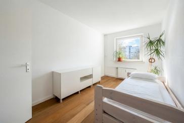 Modernes Leben mit Charme: Ihre Traumwohnung in Hummelsbüttel – 22339 Hamburg – Vorschaubild 2
