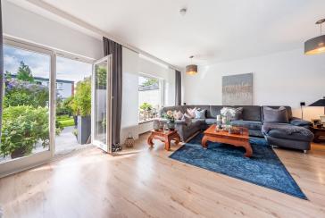 Modernes Zuhause im Grünen: Reihenhaus mit Südterrasse, Garten & Stellplatz – 21031 Hamburg Lohbrügge – Vorschaubild 14