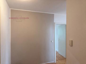 *frei werdende* Lichtdurchflutete 2 Zimmer in Möckern –mit Aufzug & Stellplatz – Vorschaubild 3