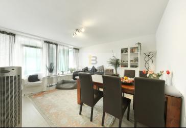 4-Zimmer-Wohnung in Rheinnähe – Wohnen nahe der Poller Wiesen